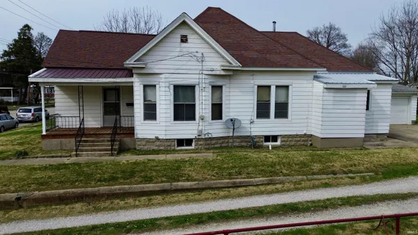 $140,000 | 355 Church Street, Bridgeport, IL 62417