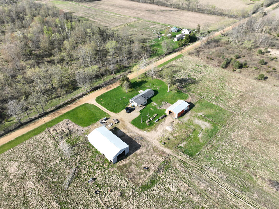 206 East Hayner Road Union City, MI 49094 - Photo 29 of 50 33