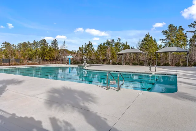 $375,000 | 239 West Bradford Pointe Drive, Summerville, SC 29486