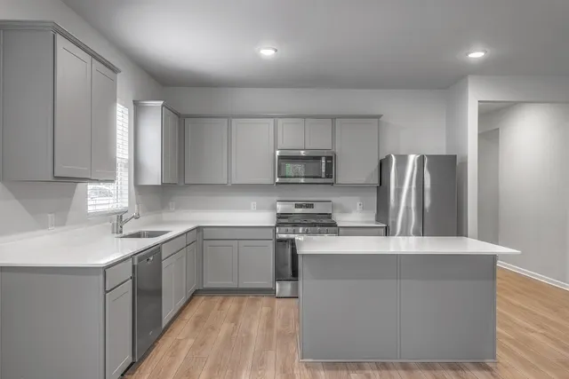 $375,000 | 239 West Bradford Pointe Drive, Summerville, SC 29486