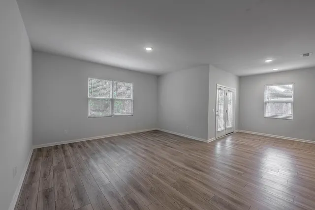 $375,000 | 239 West Bradford Pointe Drive, Summerville, SC 29486