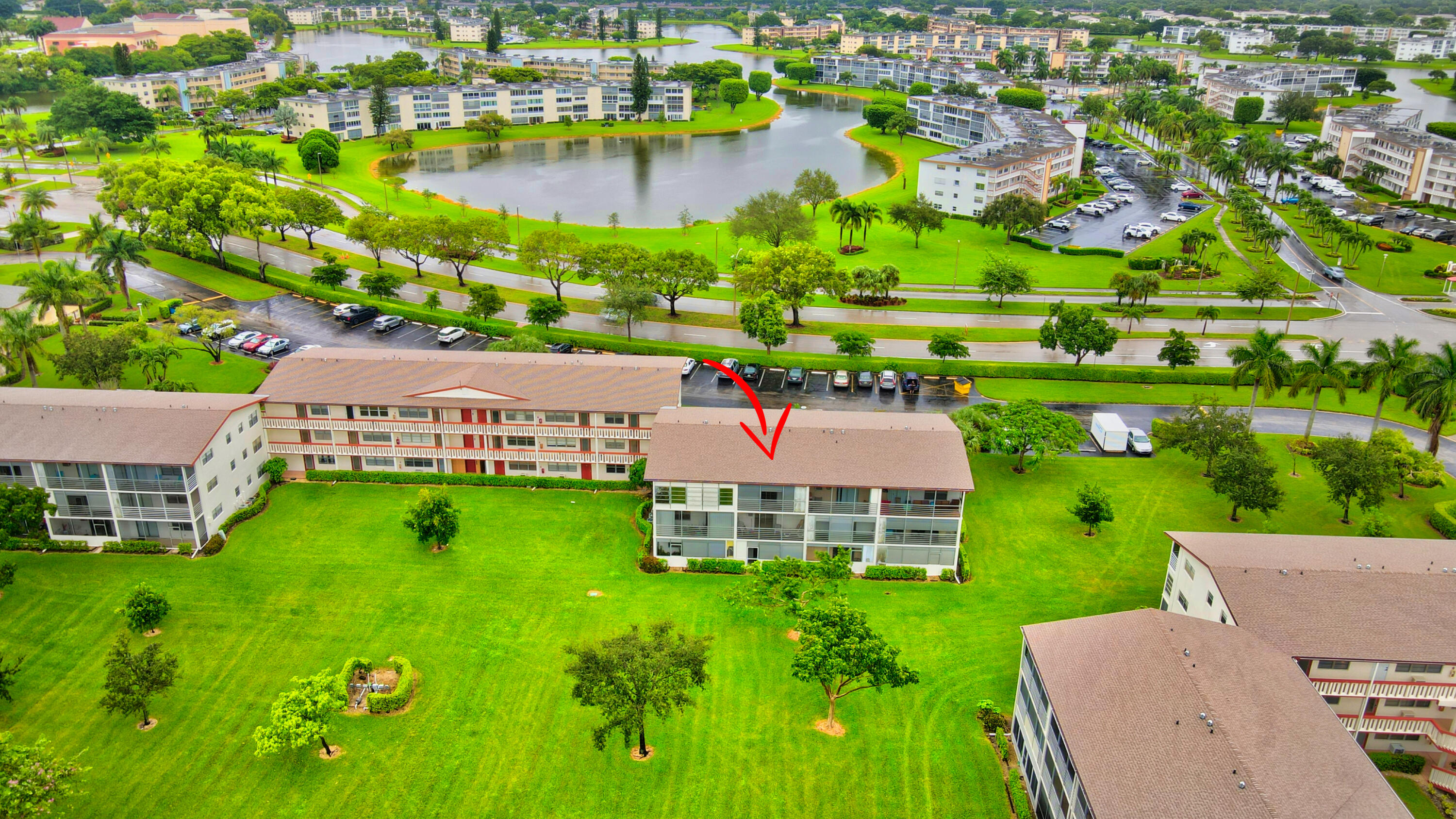 409 Brighton J Boca Raton, FL 33434 - Photo 9 of 10 32_dji_0737_38_39_40_41