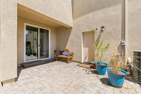 $599,000 | 3020 Edgeview Drive, Sacramento, CA 95833