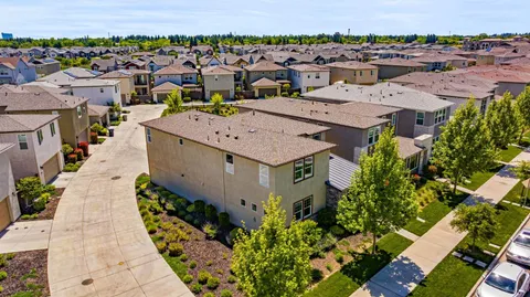 $599,000 | 3020 Edgeview Drive, Sacramento, CA 95833