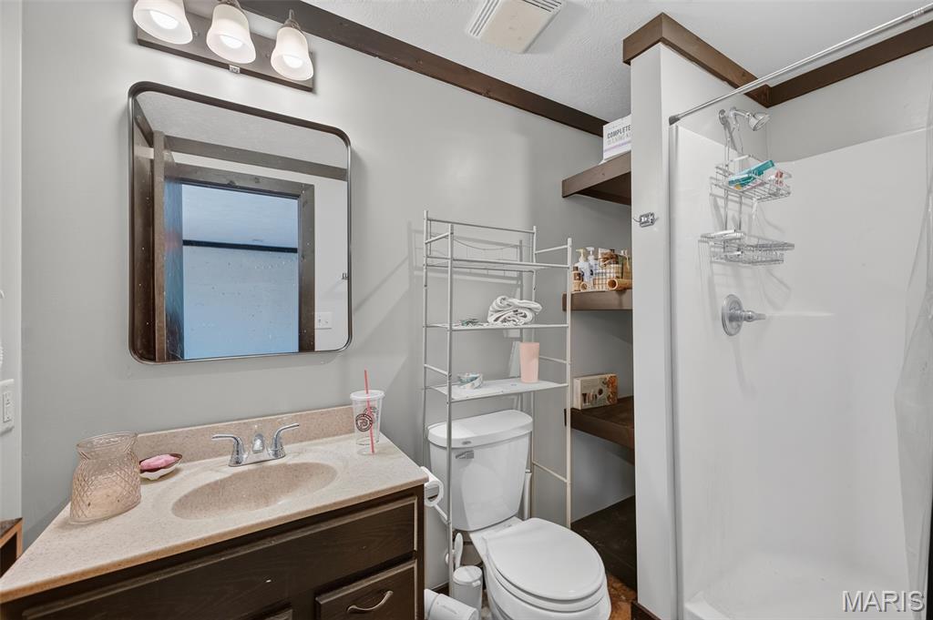 15161 Edison Road Lebanon, MO 65536 - Photo 42 of 86