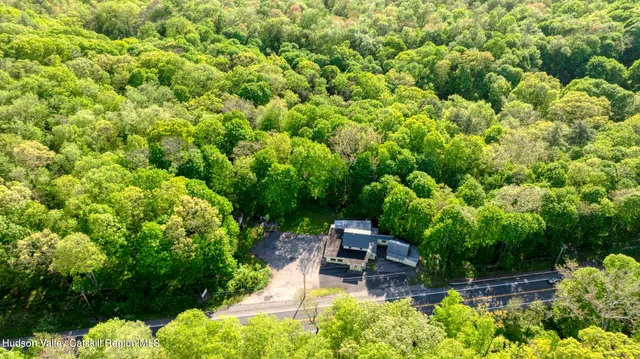 $449,000 | 1520 Broadway, Esopus, NY 12493