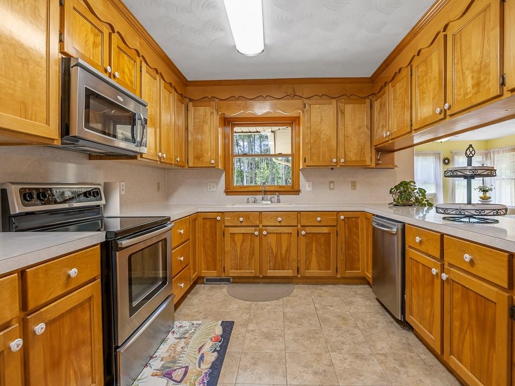 172 Ruth Drive Gaffney, SC 29341 - Photo 13 of 36 Gallery Image 13