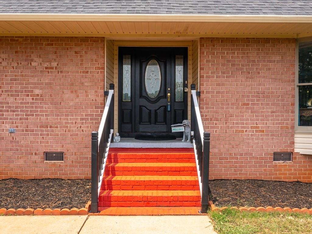 172 Ruth Drive Gaffney, SC 29341 - Photo 5 of 36 Gallery Image 5