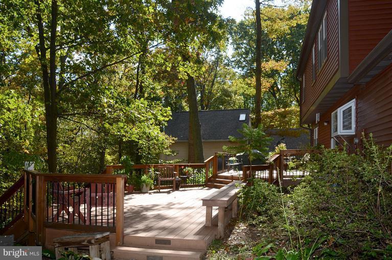 1876 Post Oak Trail Reston, VA 20191 - Photo 27 of 30 Exterior (Rear)