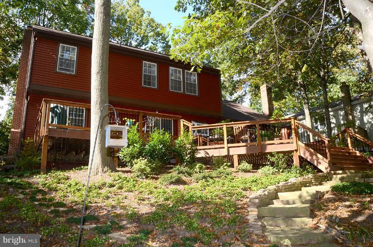 1876 Post Oak Trail Reston, VA 20191 - Photo 30 of 30 Exterior (Rear)