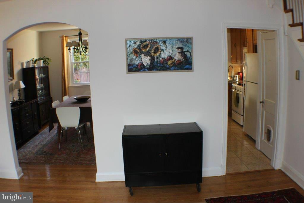 1665 Shadyside Road Baltimore, MD 21218 - Photo 5 of 19 Interior (General)