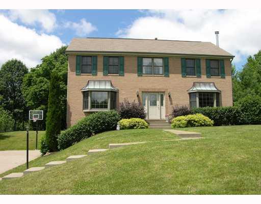207 Warren Road Warrendale, PA 15086 - Photo 1 of 18 Exterior Front.