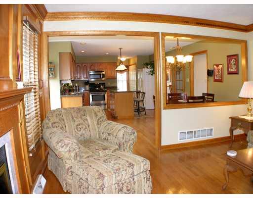 207 Warren Road Warrendale, PA 15086 - Photo 11 of 18 Den/Family/Great Room.
