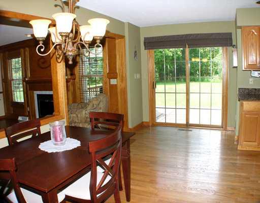 207 Warren Road Warrendale, PA 15086 - Photo 14 of 18 Kitchen.