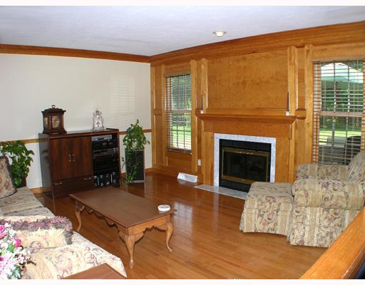 207 Warren Road Warrendale, PA 15086 - Photo 10 of 18 Den/Family/Great Room.