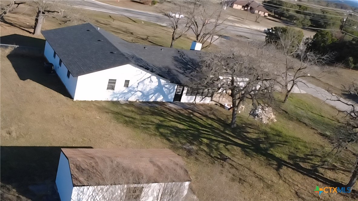 132 County Road 4765 Kempner, TX 76539 - Photo 7 of 29 a view of a yard with a house