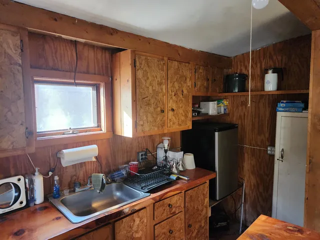 $125,000 | 2098 Kinney Hill Road, Newark, VT 05871