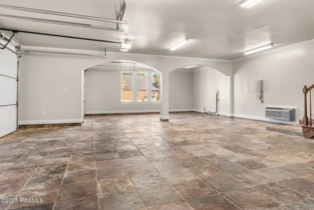 $1,485,000 | 700 Farmington Drive, Lafayette, LA 70503