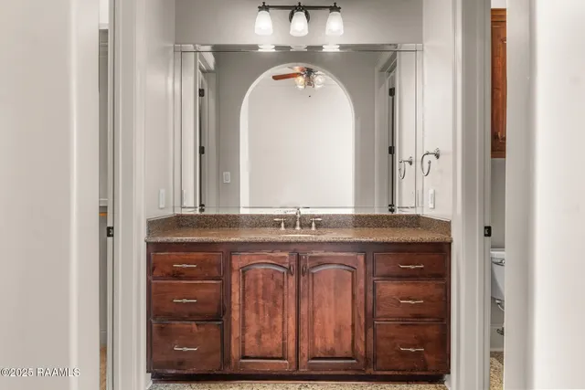 $1,485,000 | 700 Farmington Drive, Lafayette, LA 70503