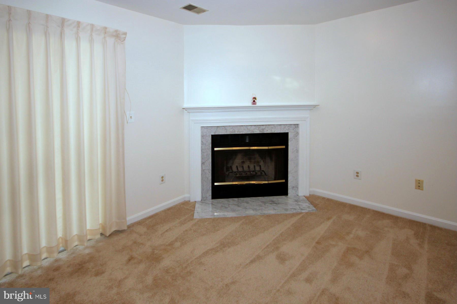 6920 Mayfair Road Laurel, MD 20707 - Photo 12 of 25 Family Room
