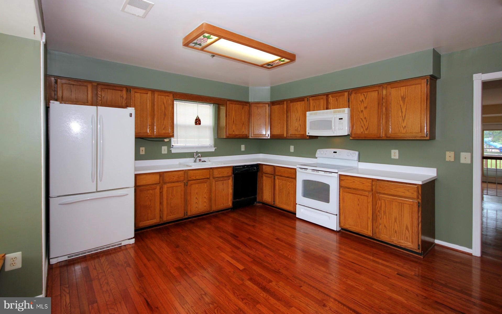 6920 Mayfair Road Laurel, MD 20707 - Photo 3 of 25 Kitchen