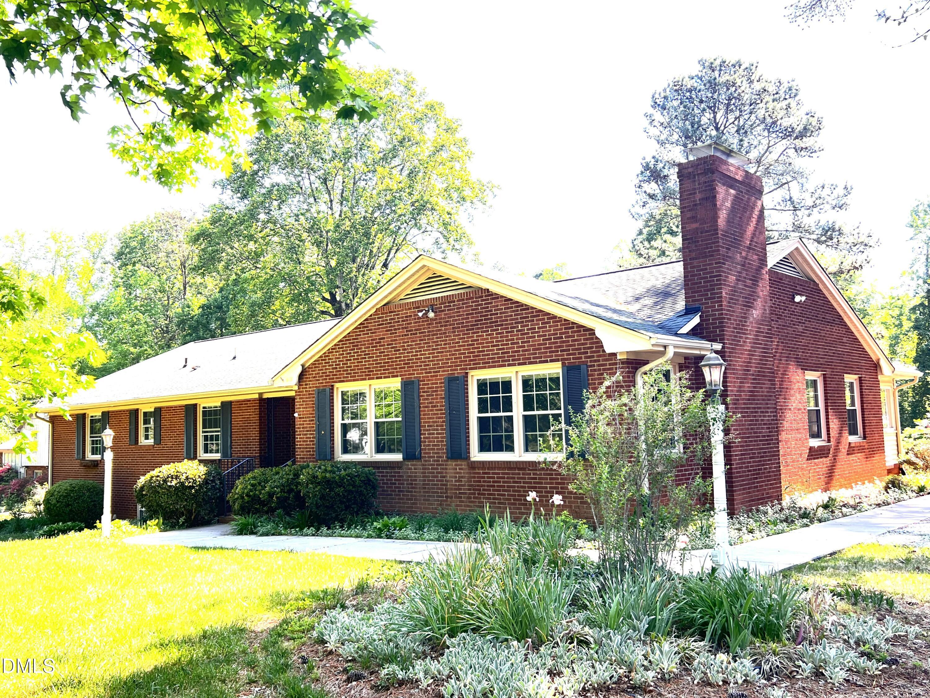 619 South Fifth Street Mebane, NC 27302 - Photo 7 of 58 FRONT_E3240