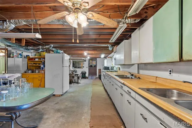 $352,500 | 6827 Wayne 505, Greenville, MO 63944