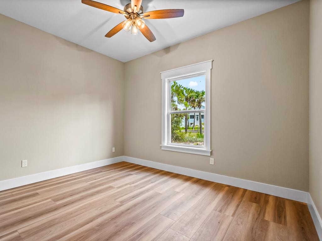 1673 Landing Street Carrabelle, FL 32322 - Photo 33 of 40