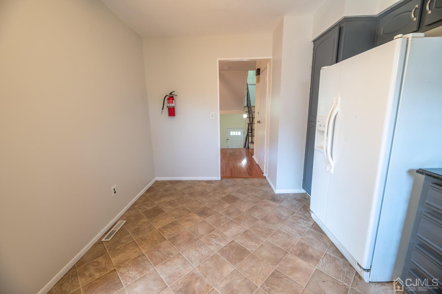 7101 Hana Road Edison, NJ 08817 - Photo 30 of 77