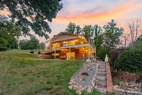 $1,299,900 | 6296 Southlake Drive, Hickory, NC 28601