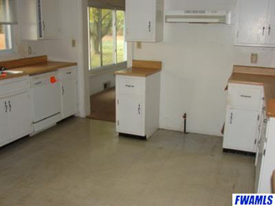 11132 Bluffton Road Fort Wayne, IN 46809 - Photo 3 of 7