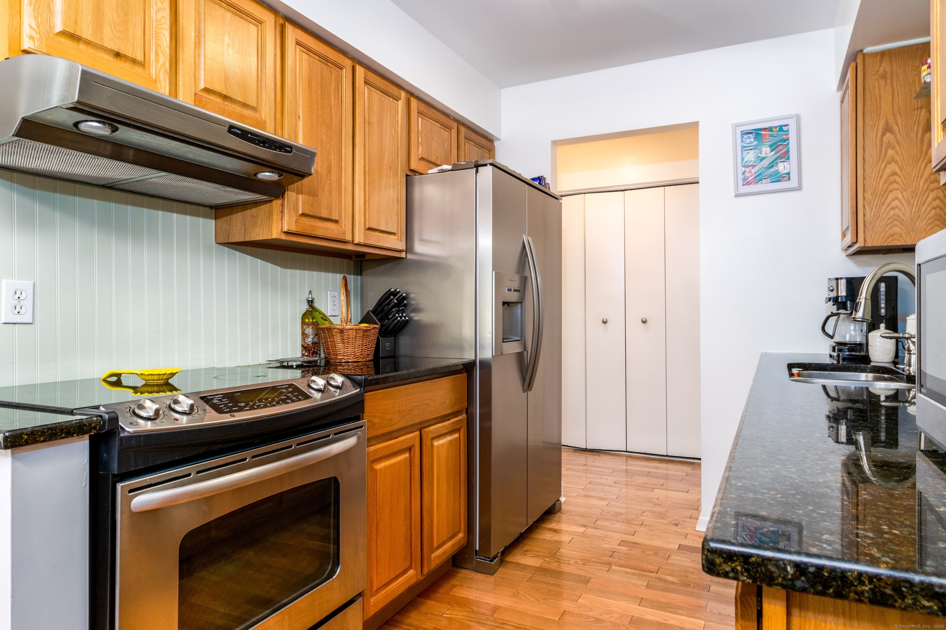 910 Hope Street, Unit 5B Stamford, CT 06907 - Photo 11 of 25
