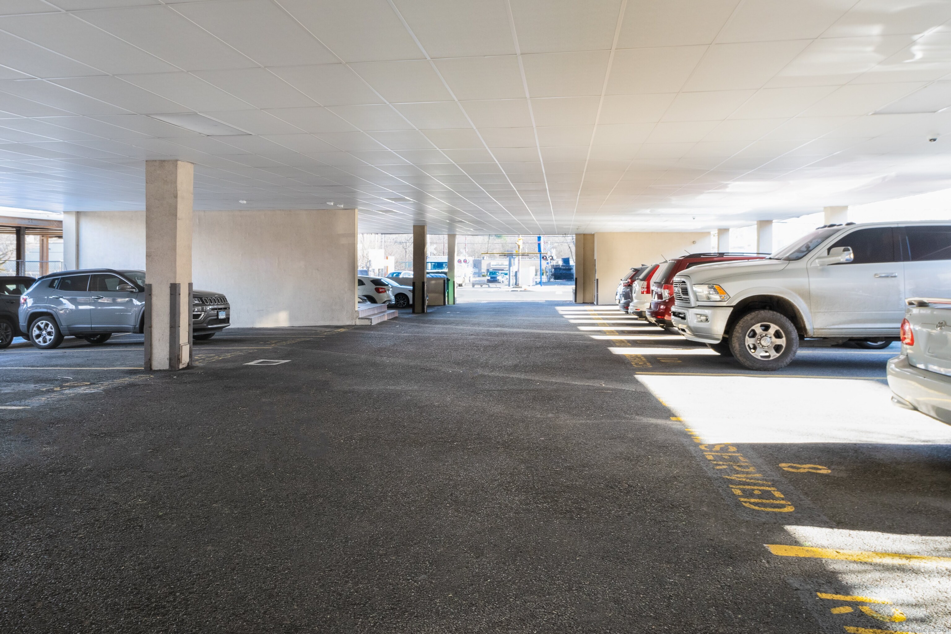 910 Hope Street, Unit 5B Stamford, CT 06907 - Photo 23 of 25