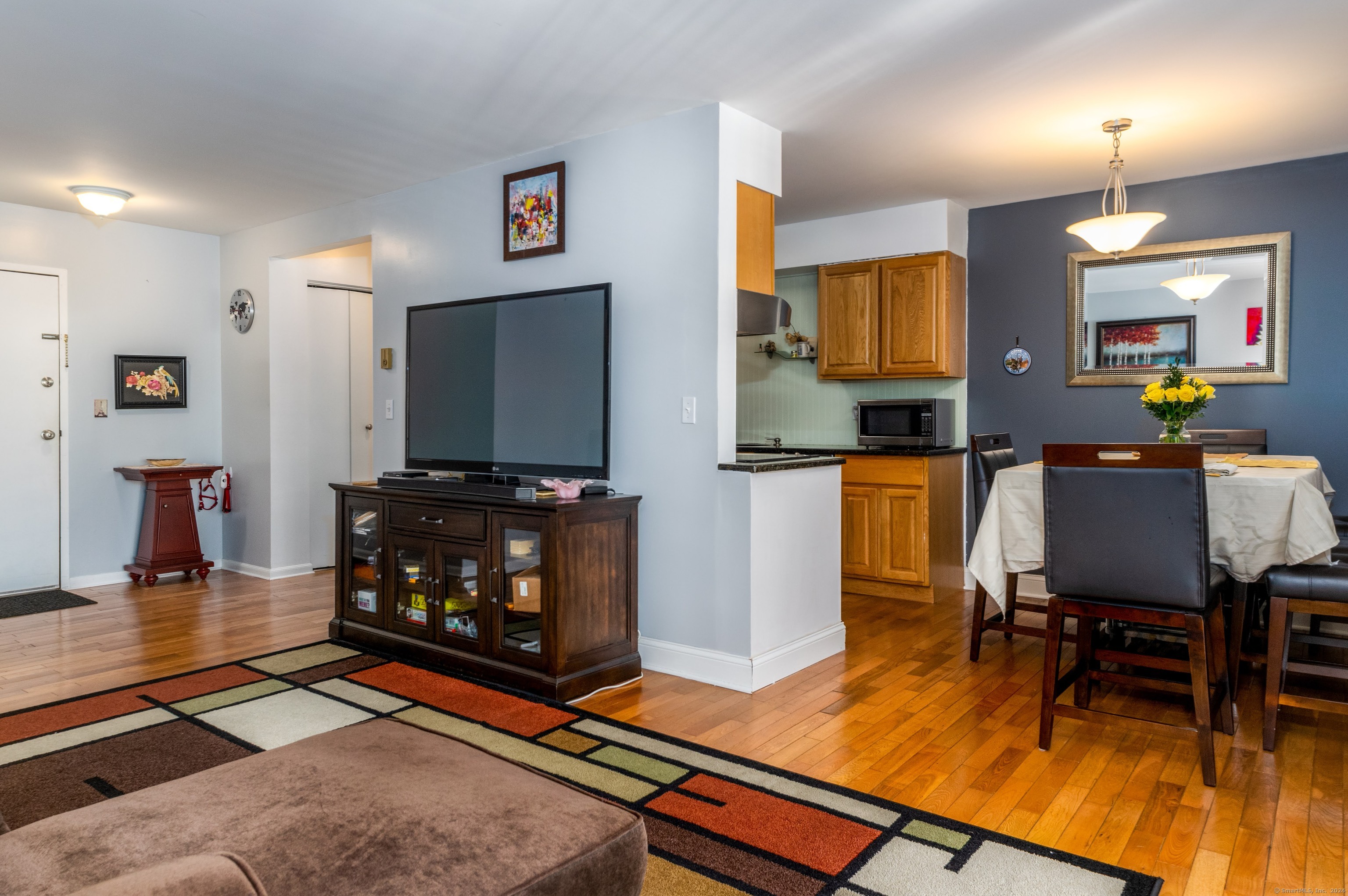 910 Hope Street, Unit 5B Stamford, CT 06907 - Photo 5 of 25