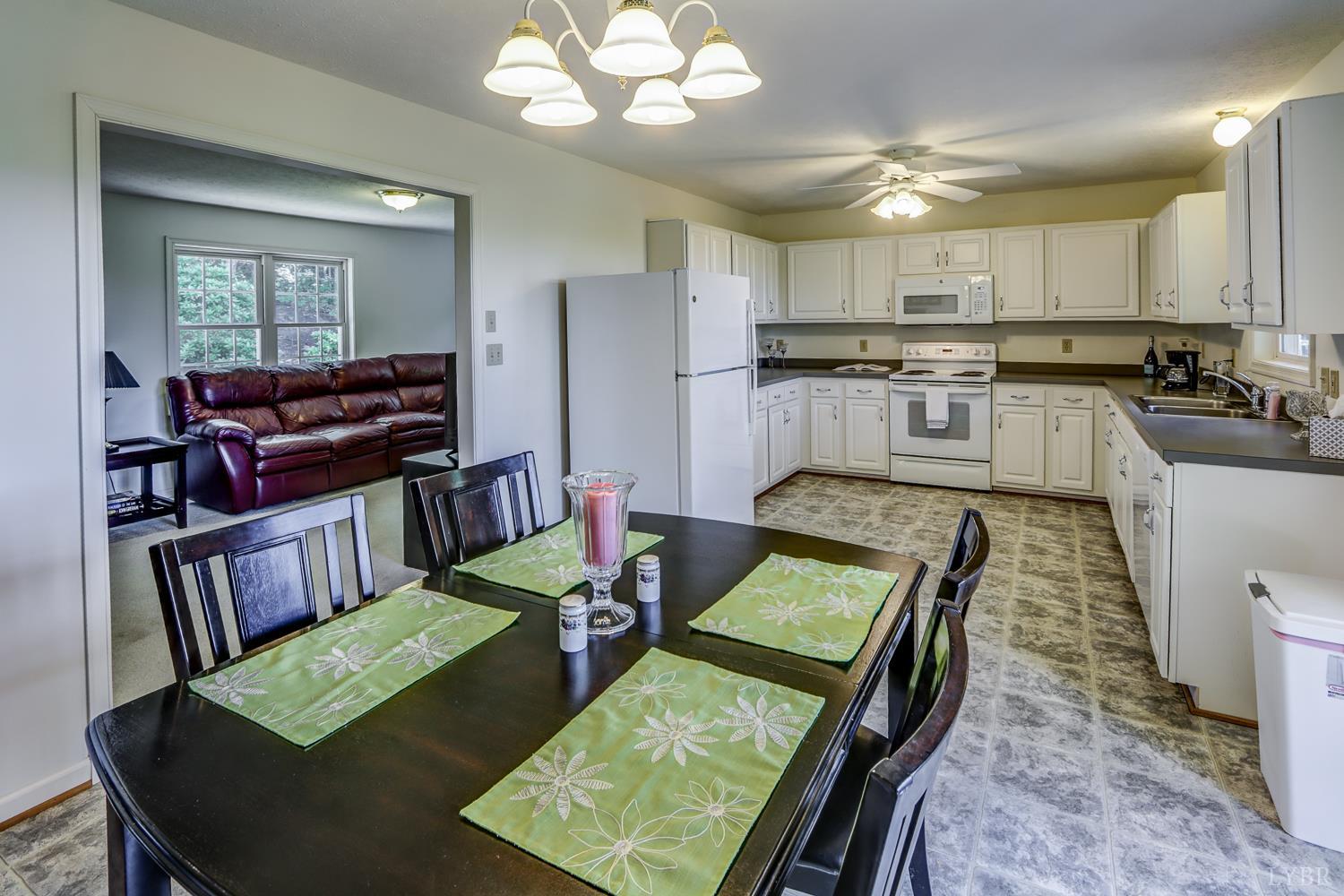 585 Cresthill Road Lynchburg, VA 24504 - Photo 15 of 48