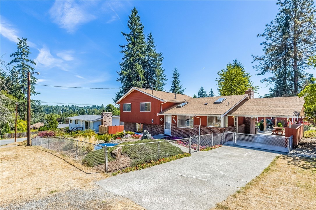230 160th Street Southeast Bothell, WA 98012 - Photo 2 of 40