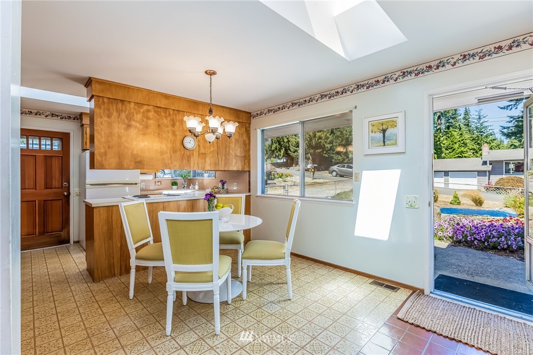 230 160th Street Southeast Bothell, WA 98012 - Photo 3 of 40