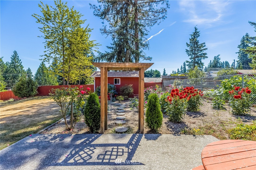 230 160th Street Southeast Bothell, WA 98012 - Photo 34 of 40