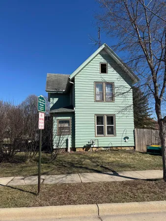 $165,000 | 119 10th, New Glarus, WI 53574