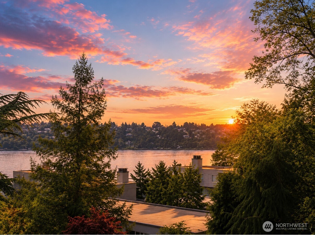 3225 West Mercer Way Mercer Island, WA 98040 - Photo 4 of 34
