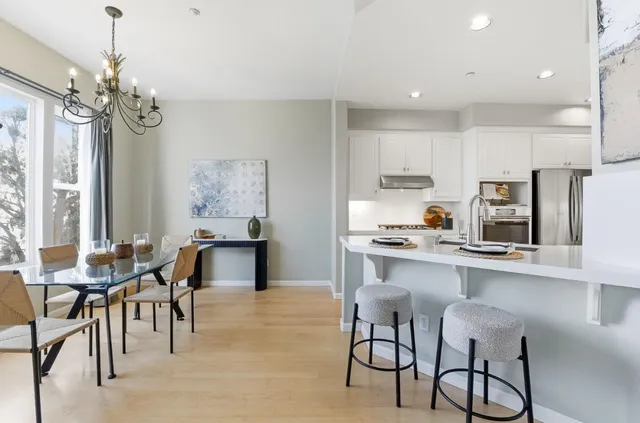 $998,000 | 134 Cliff Swallow Court, Brisbane, CA 94005