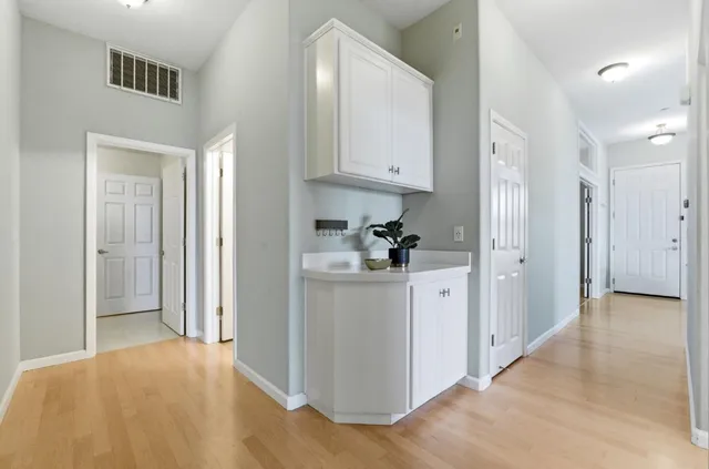 $998,000 | 134 Cliff Swallow Court, Brisbane, CA 94005