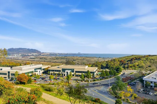 $998,000 | 134 Cliff Swallow Court, Brisbane, CA 94005