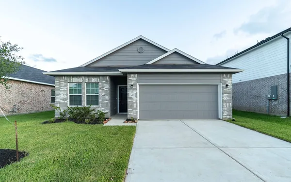 $499,900 | 7212 Fairlawn Drive, Fairview, TN 37062