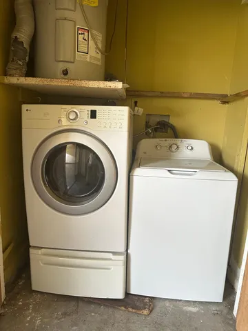 $2,400 | 452 Glenwood Drive, Unit 452, West Palm Beach, FL 33415