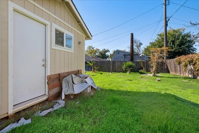 $295,000 | 1013 Frienza Avenue, Sacramento, CA 95815
