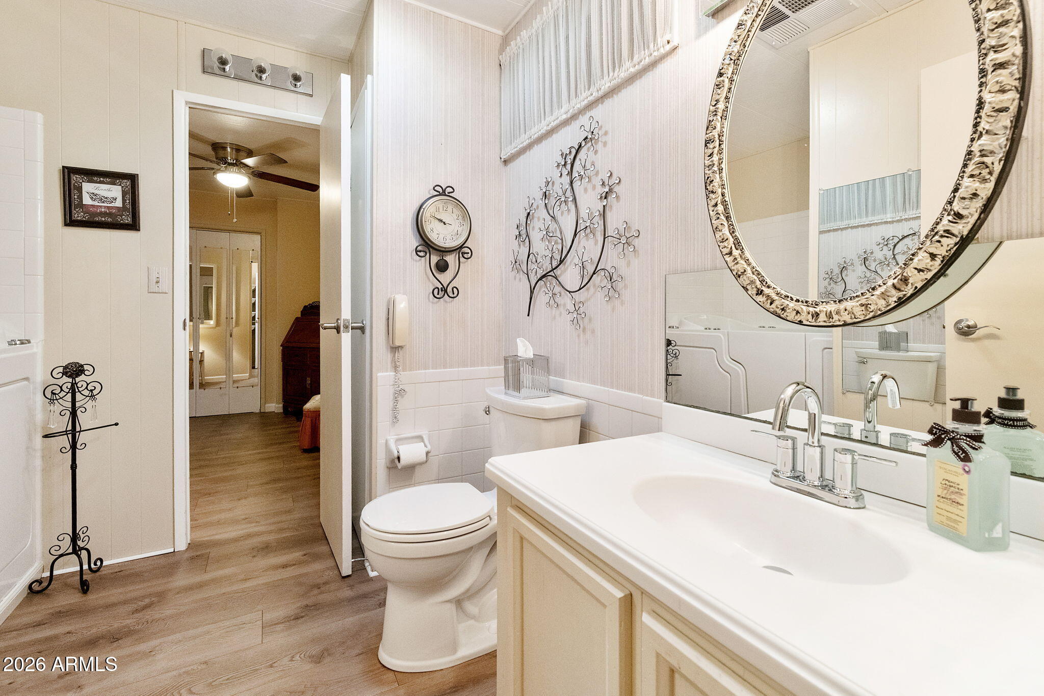 2435 North Higley Road Mesa, AZ 85215 - Photo 14 of 82 15-web-or-mls-DLB_4415