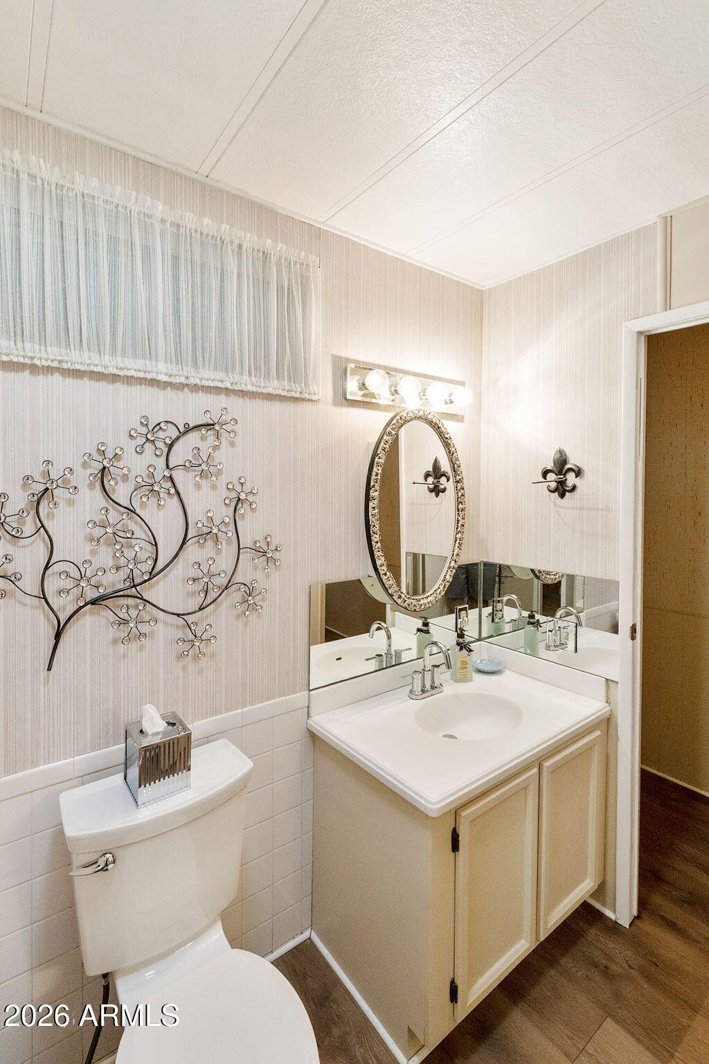 2435 North Higley Road Mesa, AZ 85215 - Photo 16 of 82 17-web-or-mls-DLB_4417