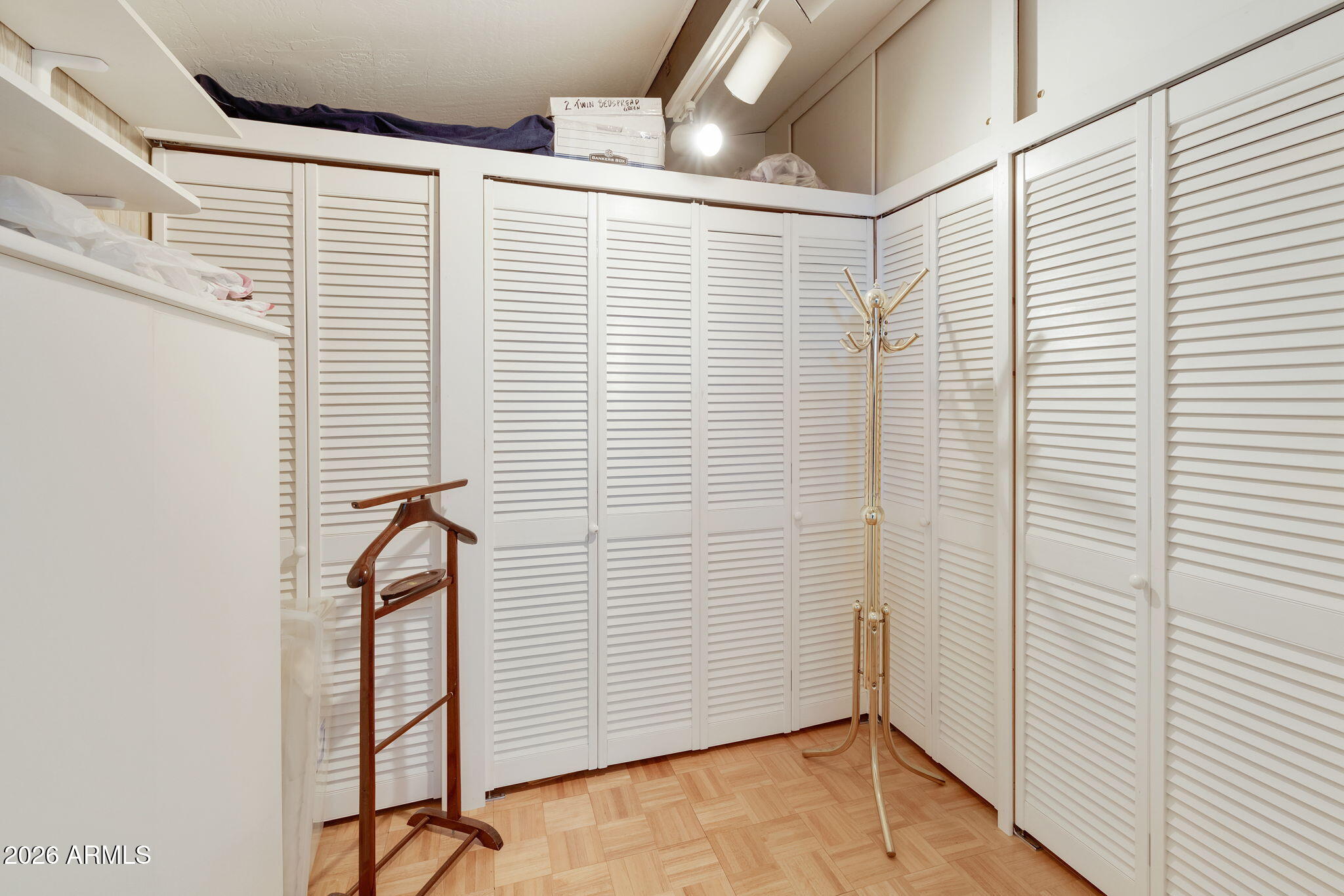 2435 North Higley Road Mesa, AZ 85215 - Photo 45 of 82 47-web-or-mls-dlb_4495-dlb_4499