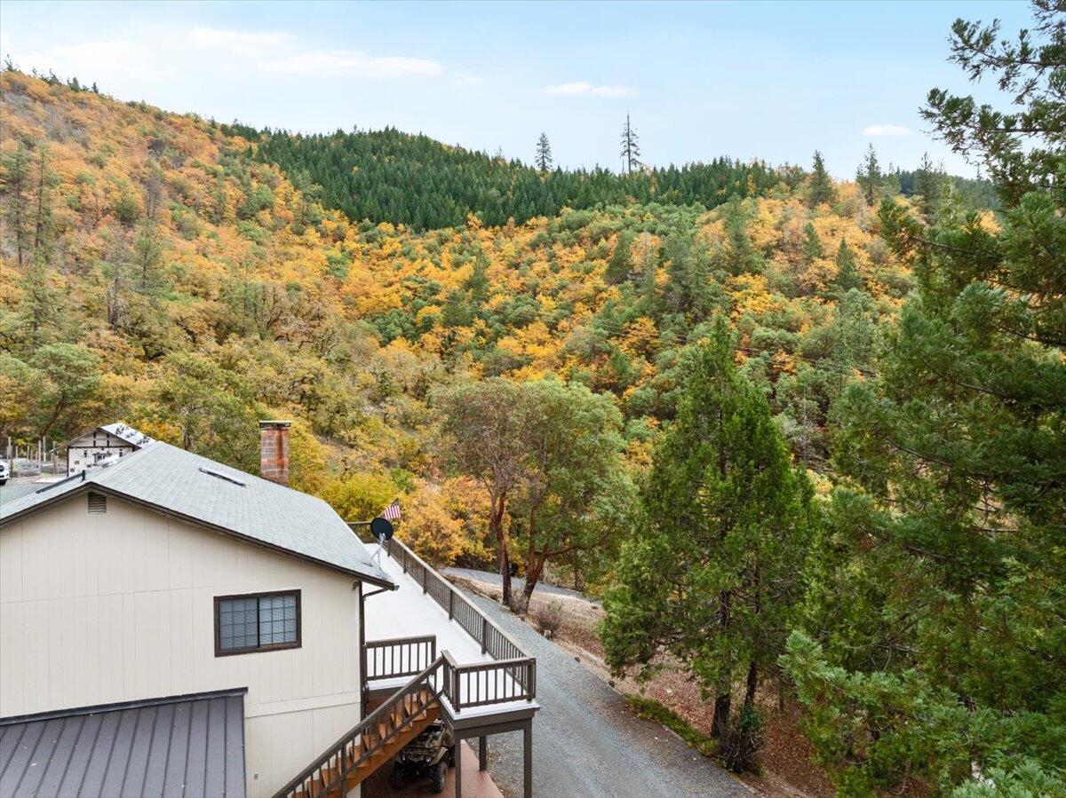 3116 Wards Creek Road Rogue River, OR 97537 - Photo 5 of 31 31-DJI_0063